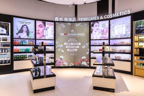 中免集团厦门市内免税店焕新开业，福建省首家市内免税店正式亮相