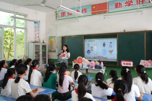 ​名创优品“她友力”公益项目，四年捐赠物资总额超150万元