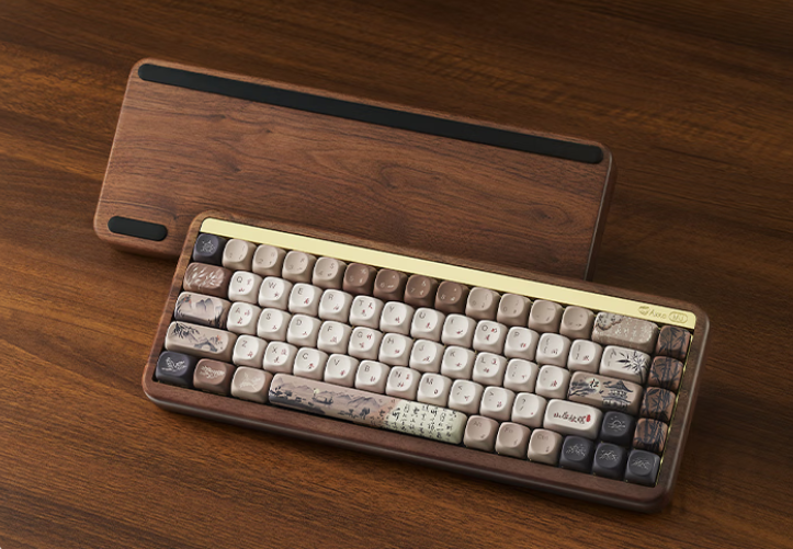 Akko发“年中奖”啦！惊喜福利点燃盛夏！