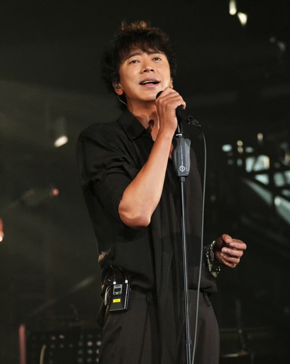 2025 苏见信「尽兴而活」巡回演唱会广州站圆满落幕，万人共赴摇滚与深情的视听盛宴