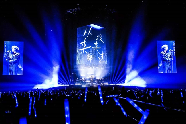 2025 苏见信「尽兴而活」巡回演唱会广州站圆满落幕，万人共赴摇滚与深情的视听盛宴