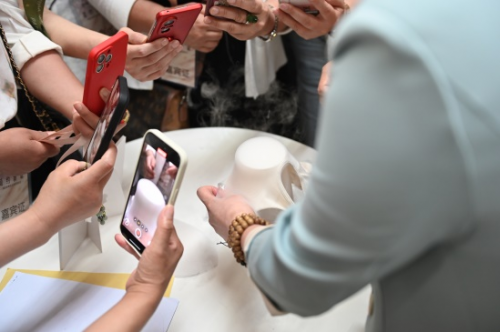 古今2025订货会盛大启幕 “简约新章”奏响时尚新声