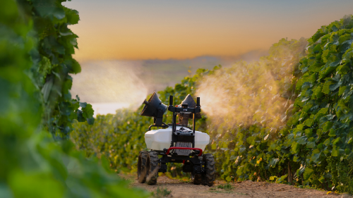 极飞 R 系列 2025 款农业无人车：开启地面精准植保新时代