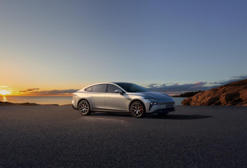 ‌10-15万预算买电车？东风奕派eπ007，质价比之王‌