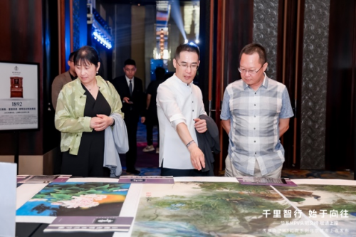 传祺向往M8乾崑MPV耀世启航，以东方智慧定义豪华旗舰MPV新标杆