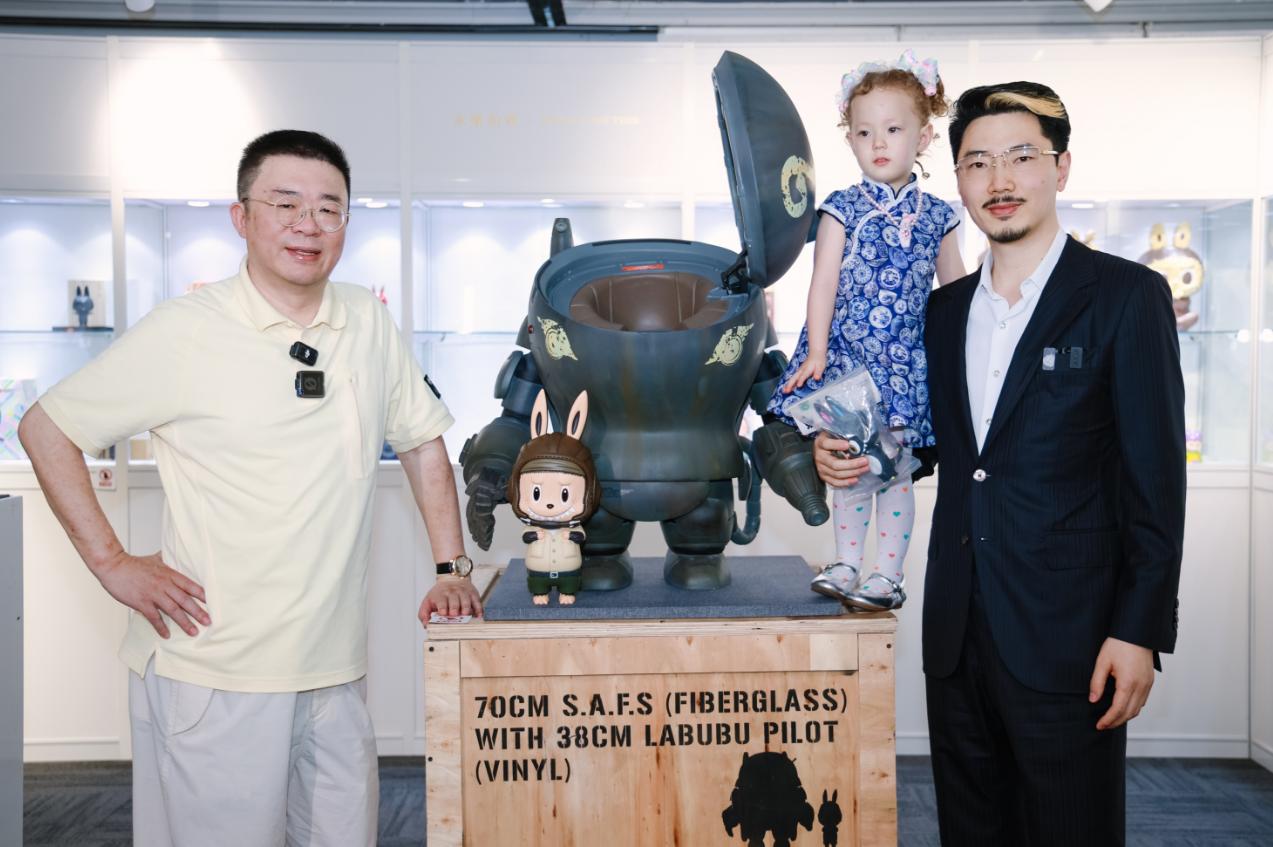 75.9 万落槌 LABUBU！投资大佬岳彬用资本解码中国 IP 的世界溢价密码