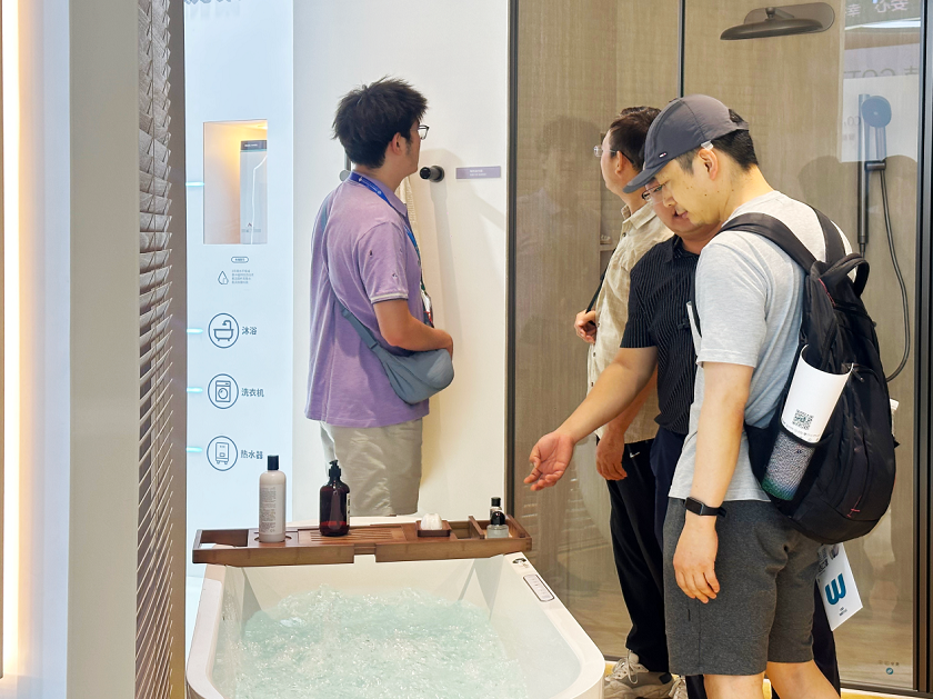 AXENT恩仕亮相链博会 NOVIA全景智慧浴室升级未来人居体验