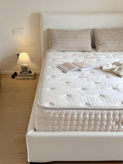 硬度自调？3秒切换软硬度，没人比1号垫十周年纪念款更懂你！