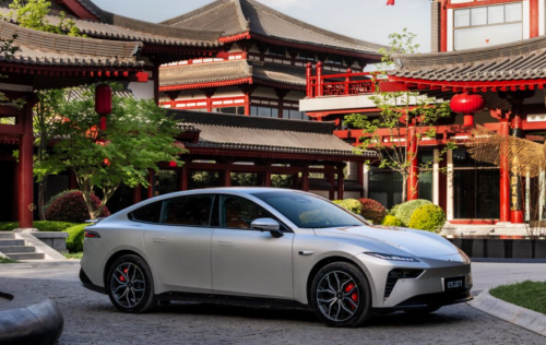 15万预算，年轻人的第一台电怎么选？2025款东风奕派007或许是最优解