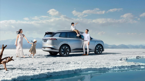 从酷暑煎熬到清凉舒享：这台SUV的避暑黑科技让全家直呼“真香”