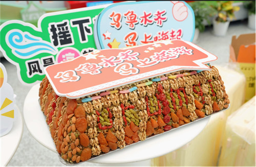 西部歌城，自驾随心I携程租车X乌鲁木齐文旅共推暑期自驾新生态