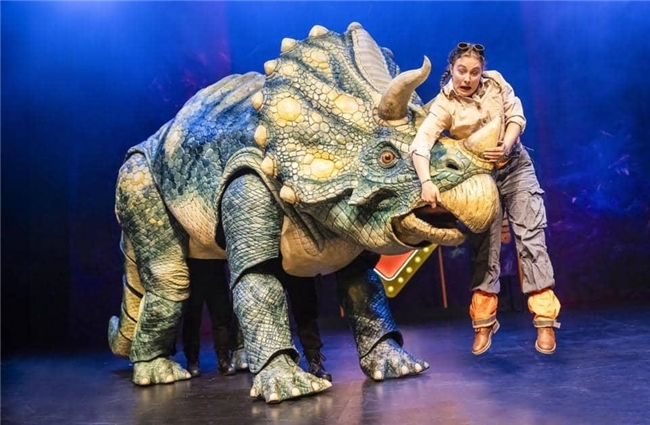 横琴创新方携手华发中演大剧院：双擎驱动，引爆“教育+娱乐”暑期探险狂欢！