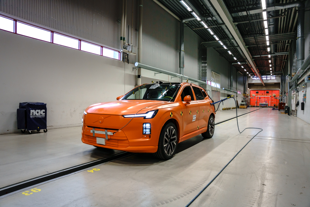 北欧极简智舱!沃尔沃全新XC70预售价29.99万元起,舒适体验拉动订单攀升