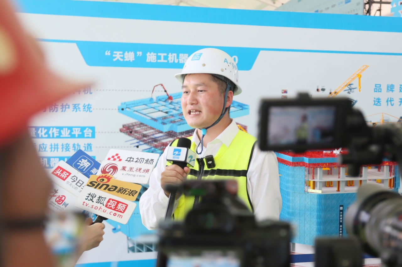 “天蝉”施工机器人系统3.0落地杭州SKP项目
