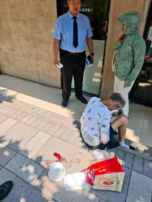 以善行传递城市温度 太平洋房屋“向善文化”融入社区服务