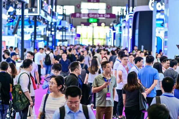 CIOE 2025完美收官！瑞典Ionautics携HiPIMS系列高端镀膜设备及创新技术，重塑薄膜沉积应用新场景