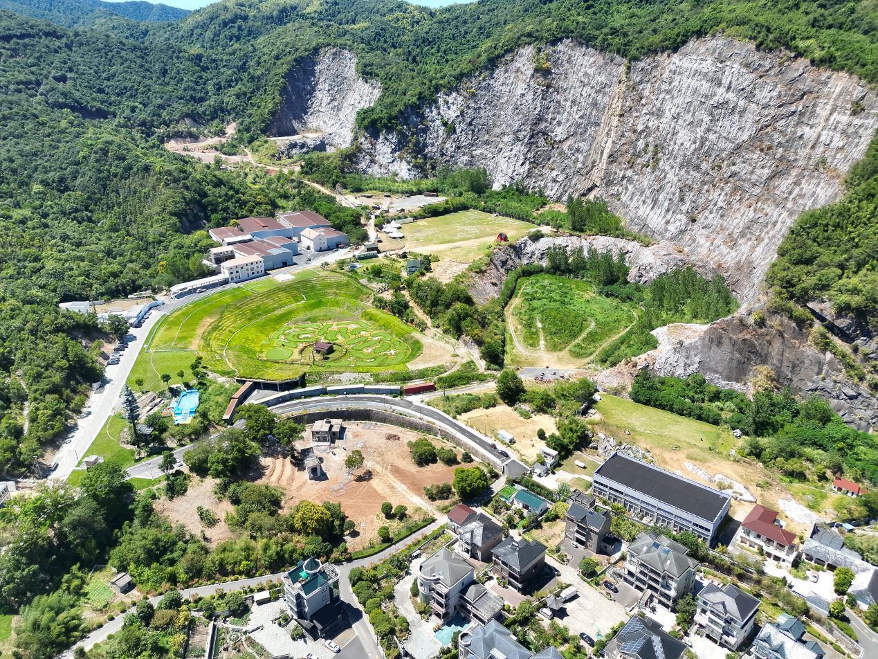 “机器人母港”启航！之江机器人产业服务港打响数贸会当头炮