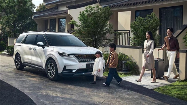 旗舰MPV再进化，26款起亚嘉华重塑家庭出行新标杆