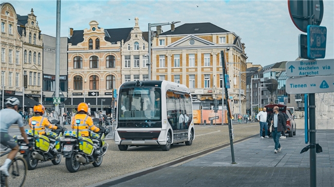 文远小巴拿下比利时首张联邦级L4测试牌照，文远知行加速欧洲自动驾驶市场拓展