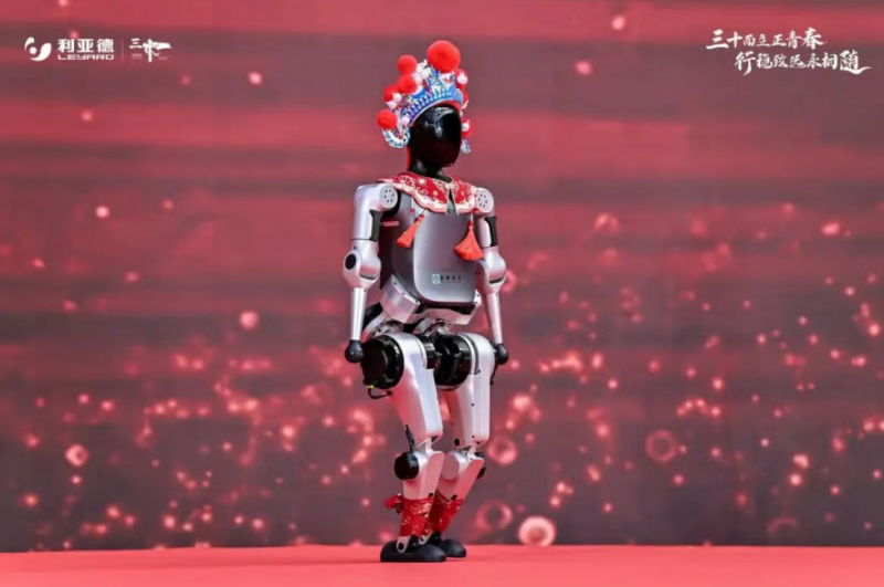 三十周年盛典启航！利亚德锚定“显示+文旅+AI”赛道，重磅新品引领未来