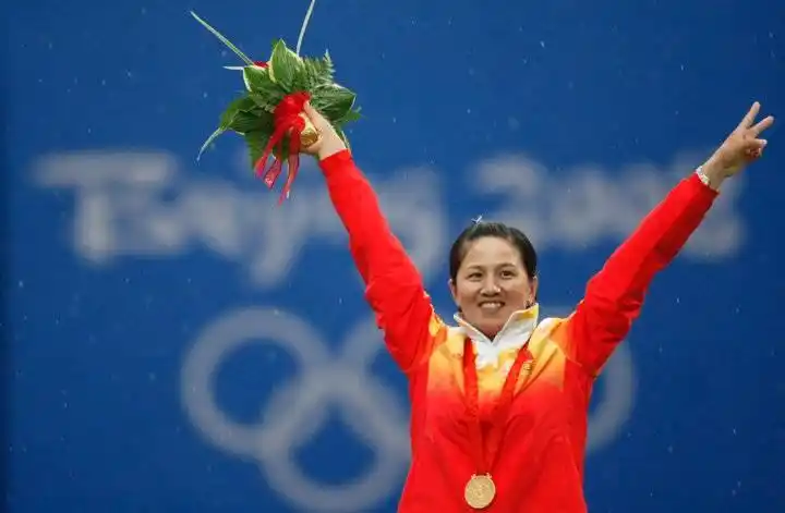 奥运冠军张娟娟牵手哈药！哈药健康钙铁锌 γ- 氨基丁酸片，助力成长新突破