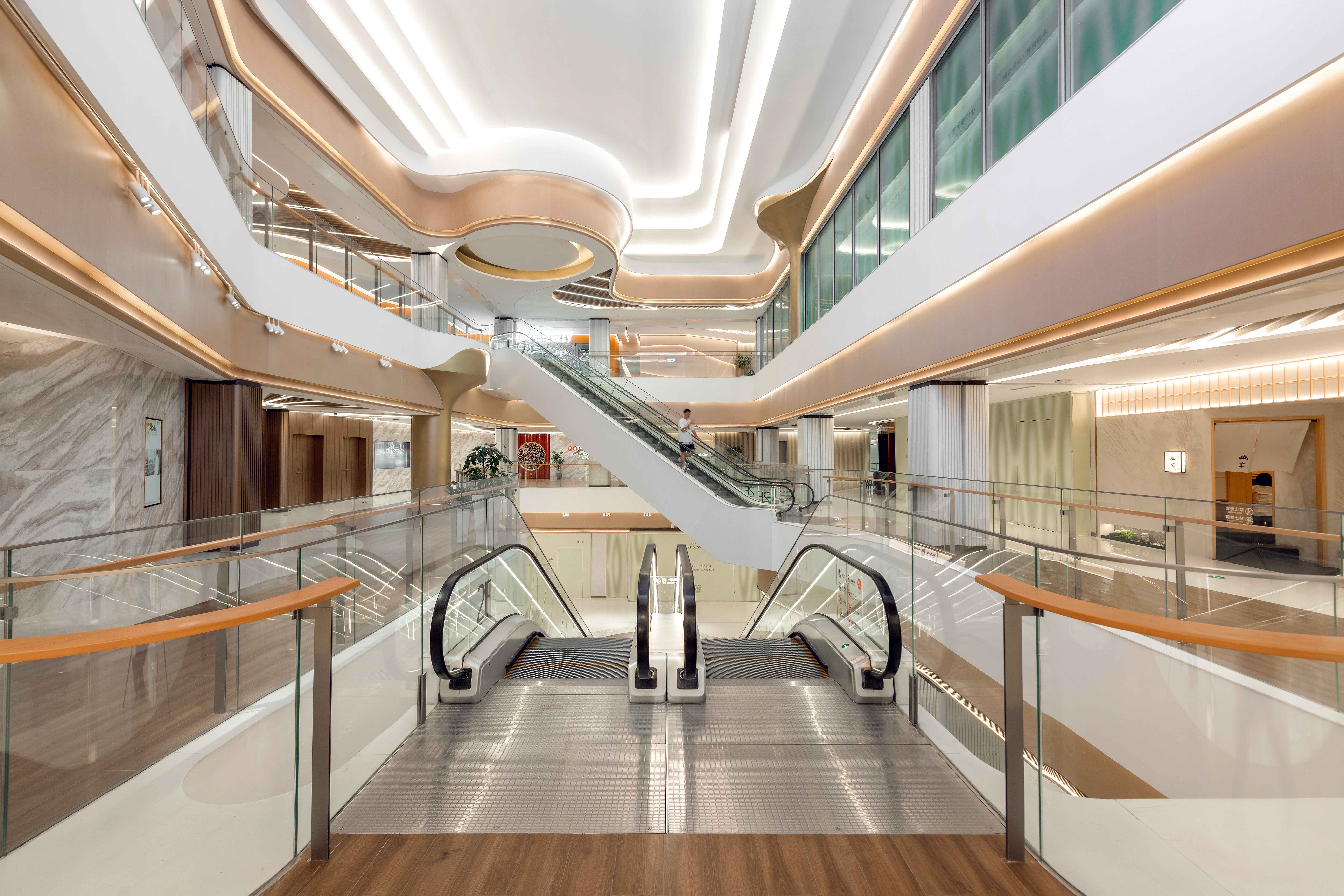 丰盛商业中心商场璀璨启幕，开业狂欢盛典热力席卷全城