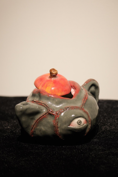 周延修个展 “我与我” 正式开幕：聚焦全球化一代的身份漂流与自我探索