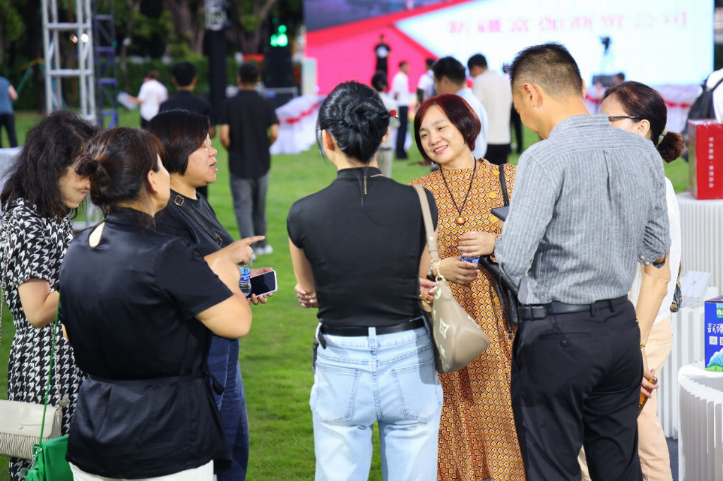 “广州之夜”搭平台、促合作，疆品南下再添新动力