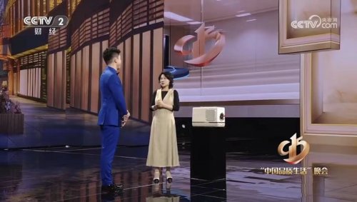 启用“95082”专线+倡议同行十年免费包修，格力这步棋难道没有“深意”？