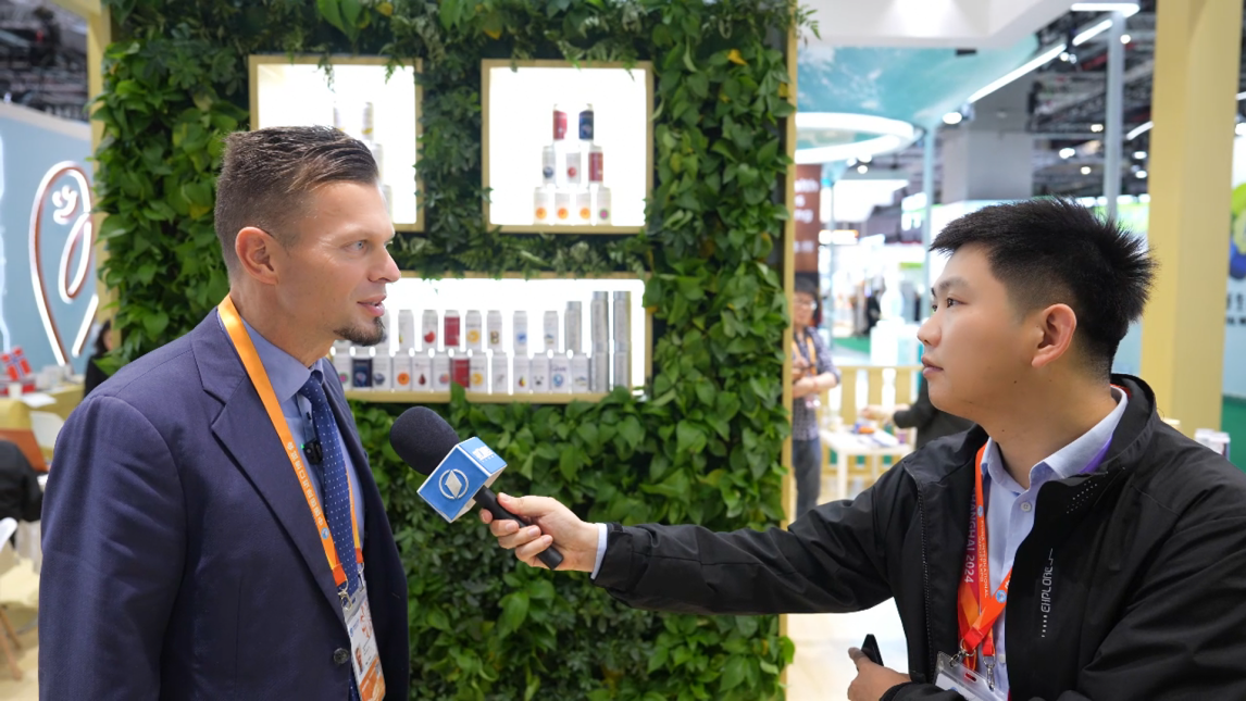 纯净北欧健康邀约｜丹维斯亮相2025年进博会