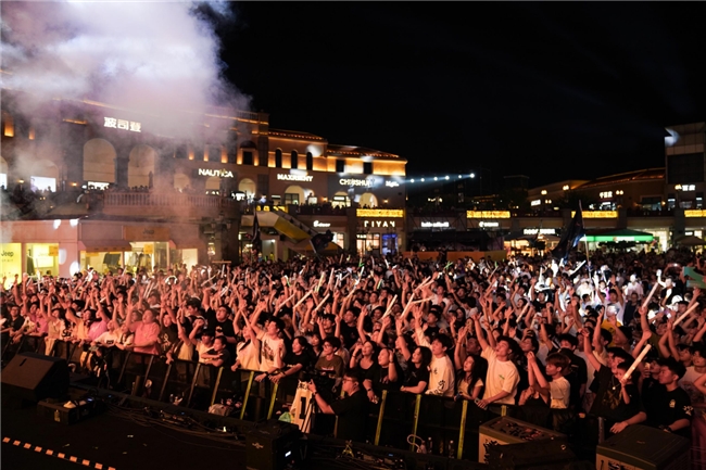 “燥” 起来！长沙百联奥莱众星潮流音乐节掀音浪狂潮