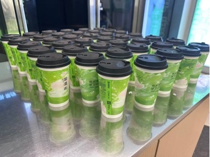 「茶瀑布」官宣毛不易代言，6.9元起真茶真奶撬动年轻人情绪消费