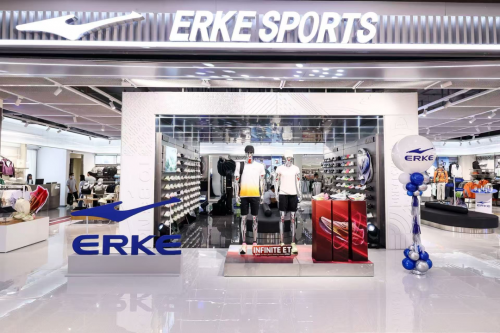 鸿星尔克泰国首家星创店盛大开幕，国际化进程纵深推进