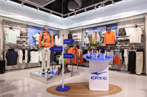 鸿星尔克泰国首家星创店盛大开幕，国际化进程纵深推进