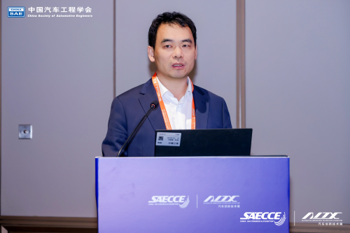 中汽创智重磅亮相SAECCE 2025,行业首发“人-车-路-云-星”全维信息技术平台联合创新体