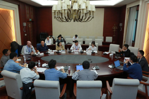 2025年海外储能消防论坛圆满落幕,及安盾消防再攀安全新高地