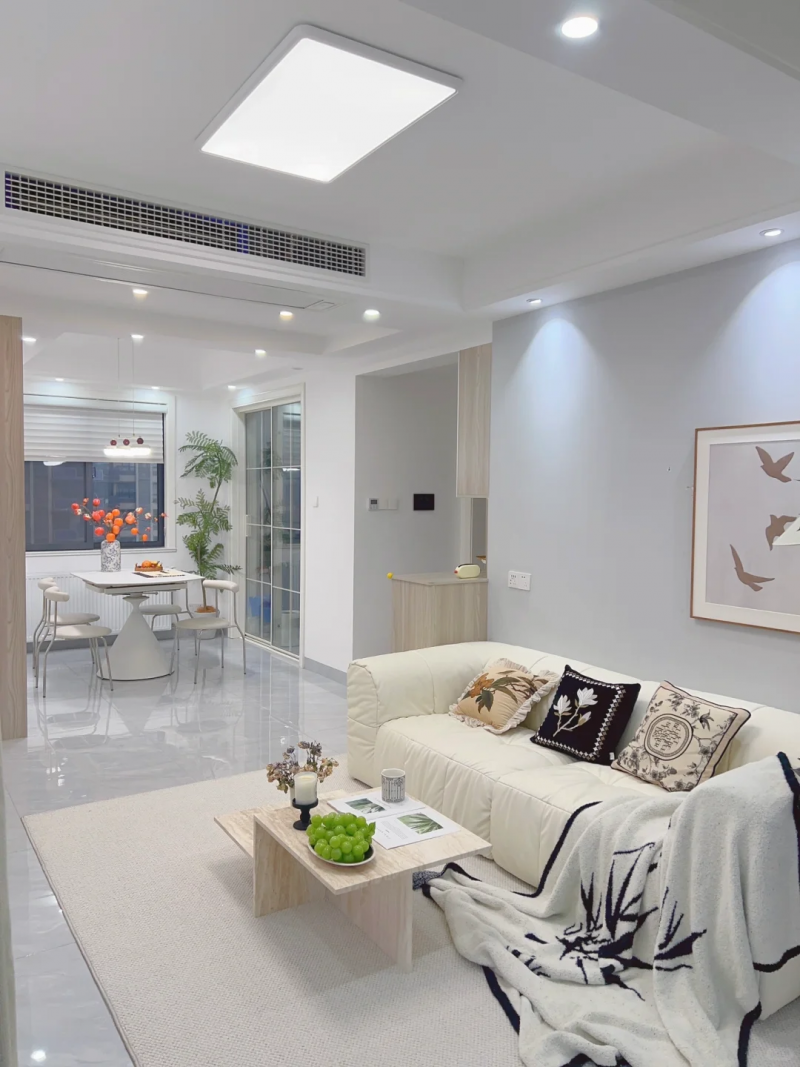 客厅灯品牌推荐：如何挑选一盏理想中的客厅主灯？测评月影林之光Air