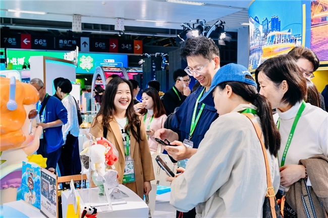 ​52TOYS首次参展进博会 「疯狂动物城最佳拍档」新品首发