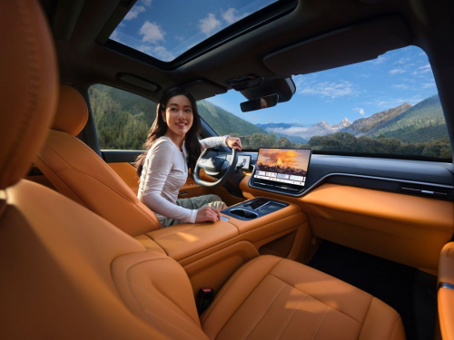 2026 款东风 eπ008：20 万高性价比六座 SUV，空间抗造还安全，老人小孩坐着都友好