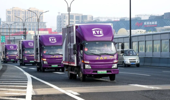 护航杭马!物流货运公司跨越速运以专业实力筑牢赛事保障根基