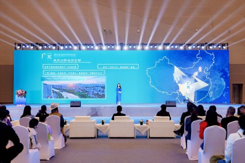 “锦绣天府・安逸四川”亮相第九届中国西部旅游产业博览会