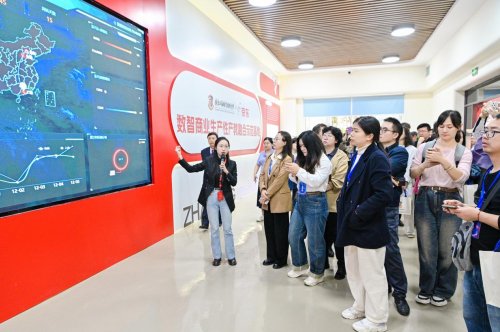 携手京东物流，广工商大京东数智商业生产性产教融合示范基地正式运营