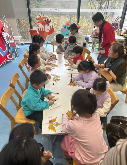让阅读的力量滋养童年!乐乐趣以实际行动响应“全民阅读”倡议