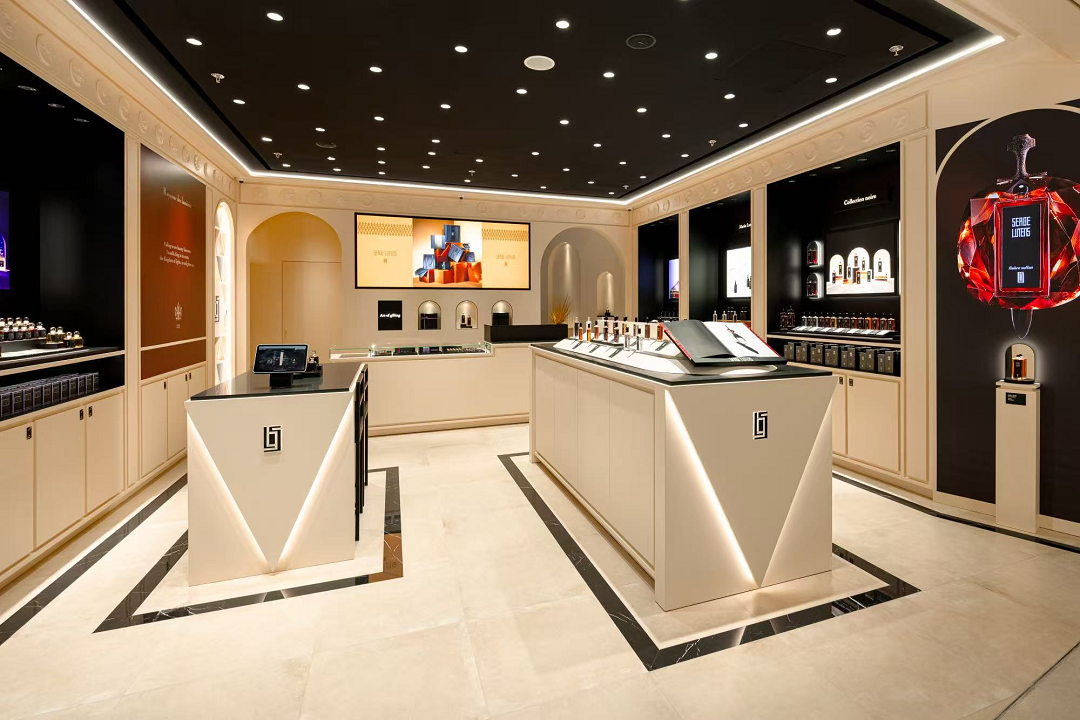 光影新篇 寻踪香韵 SERGE LUTENS芦丹氏中国大陆首家独立形象店艺境启幕