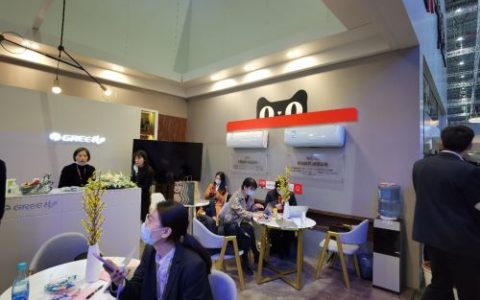 AWE2021开幕，天猫联合百家品牌打造直播逛展