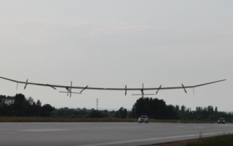 国产大型太阳能无人机首飞成功，傲势无人机科研能力再获认可