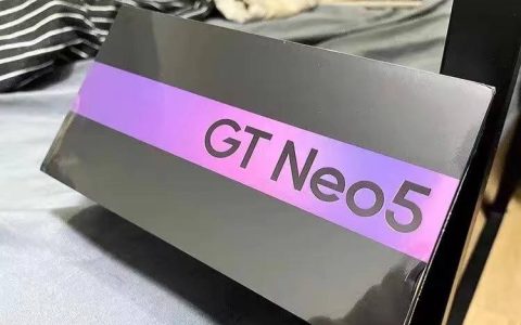 16GB+1TB+240W秒充，售价仅2293元，成为手机行业“新卷王”