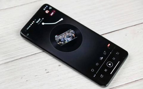 小米唯一的顶级音乐旗舰手机，配置无比豪华，目前仅卖800块！