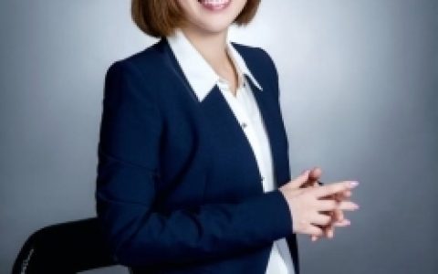 葛兰卸任引热议，离职谣言不攻自破