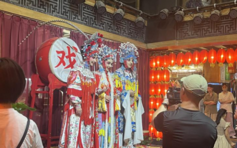 晟夏文化带您领略川剧之美！